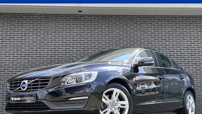 Gebruikt 2017 Volvo S60 Sedan | € 17.900 (Eerlijke prijs)