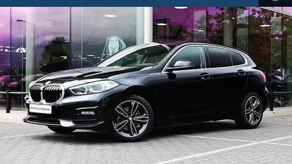 Occasion BMW 118 Sport Line 136 PK (100 kW) 2023 Zwart Hatchback