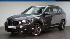 Mineralgrau Gebruikt 2022 BMW X1 Executive SUV | € 34.950 (Eerlijke prijs)