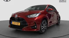 Gebruikt 2021 Toyota Yaris Hybrid Hatchback | € 21.950 (Eerlijke prijs)