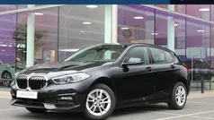 Zwart Gebruikt 2021 BMW 118 Sport Line Hatchback | € 24.450 (Eerlijke prijs)