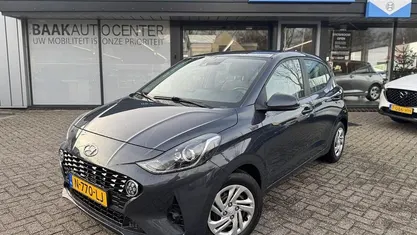 Occasion 2021 Hyundai i10 Premium Hatchback | € 12.950 (Eerlijke prijs)