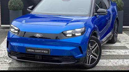 Blauw Occasion 2024 Ford Capri Extended Range SUV | € 39.945 (Eerlijke prijs)