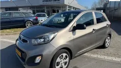 Grijs Gebruikt 2012 Kia Picanto Hatchback | € 3.999 (Eerlijke prijs)