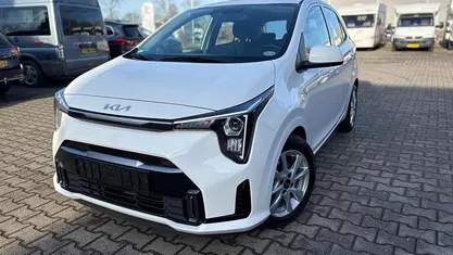 Wit Occasion 2024 Kia Picanto Hatchback | € 19.645 (Eerlijke prijs)