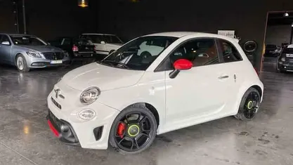 Wit Occasion 2020 Abarth 595 Pista Hatchback | € 22.390 (Eerlijke prijs)