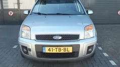 Gebruikt 2006 Ford Fusion MPV | € 1.999 (Eerlijke prijs)