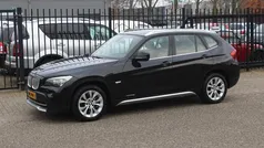Zwart, metallic lak Gebruikt 2010 BMW X1 SUV | € 16.750 (Eerlijke prijs)