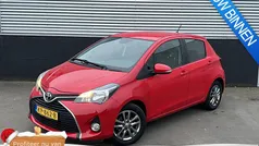 Rood Gebruikt 2014 Toyota Yaris Lounge Hatchback | € 9.400 (Eerlijke prijs)