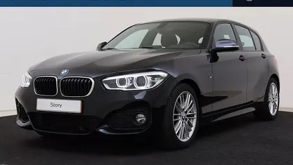 Occasion BMW 118 Executive 136 PK (100 kW) 2019 Zwart (metallic) Hatchback