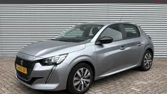 Grijs Gebruikt 2023 Peugeot 208 Active Hatchback | € 15.995 (Eerlijke prijs)