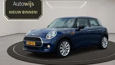 Blauw, metallic lak Gebruikt 2015 Mini ONE Business Hatchback | € 9.995 (Goede deal)