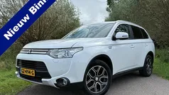 Wit Gebruikt 2015 Mitsubishi Outlander Edition SUV | € 13.888 (Eerlijke prijs)