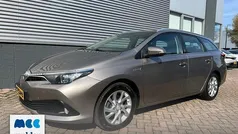 Gebruikt 2015 Toyota Auris Touring Sports Stationwagen | € 9.990 (Goede deal)
