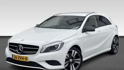 Wit Occasion 2013 Mercedes A250 Ambition Hatchback | € 17.930 (Eerlijke prijs)