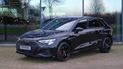 Gebruikt 2023 Audi A3 Sportback e-tron S-Line Hatchback | € 35.950 (Eerlijke prijs)