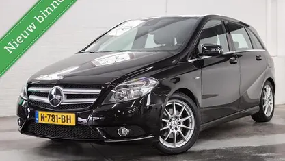 Zwart Occasion 2012 Mercedes B180 Prestige MPV | € 11.450 (Eerlijke prijs)