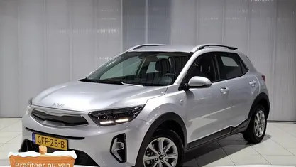 Grijs Occasion 2024 Kia Stonic SUV | € 22.400 (Eerlijke prijs)