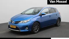 Toyota Auris Hybrid