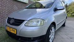 Grijs Gebruikt 2008 VW Fox Trendline Hatchback | € 2.245 (Eerlijke prijs)