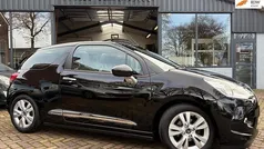 Zwart (metallic) Gebruikt 2013 Citroën DS3 Cabriolet So Chic Cabriolet | € 6.450 (Eerlijke prijs)