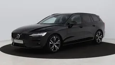 Gebruikt 2020 Volvo V60 R-Design Stationwagen | € 27.900 (Eerlijke prijs)