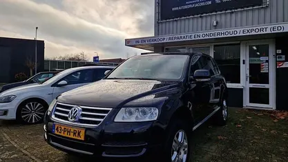 Zwart (metallic) Occasion 2004 VW Touareg SUV | € 5.650 (Eerlijke prijs)
