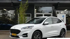 Wit Gebruikt 2023 Ford Kuga ST-Line SUV | € 27.895 (Eerlijke prijs)
