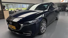 Gebruikt 2020 Mazda 3 Luxury Sedan | € 19.450 (Eerlijke prijs)