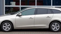 Zilver Gebruikt 2016 Volvo V60 Summum Stationwagen | € 16.950 (Eerlijke prijs)