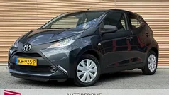 Grijs Gebruikt 2016 Toyota Aygo Hatchback | € 7.450 (Eerlijke prijs)