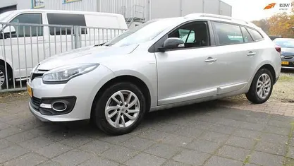 Occasion Renault Mégane GrandTour LIMITED 116 PK (85 kW) 2016 Grijs Stationwagen