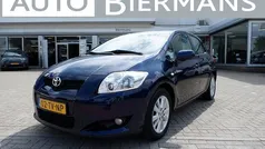 Blauw, metallic lak Gebruikt 2007 Toyota Auris Luna Hatchback | € 3.450 (Eerlijke prijs)