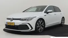 Wit Gebruikt 2021 VW Golf VIII R-line Hatchback | € 22.895 (Eerlijke prijs)