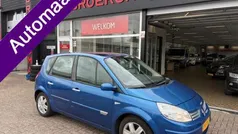 Gebruikt 2004 Renault Scénic II Luxe MPV | € 2.250 (Eerlijke prijs)
