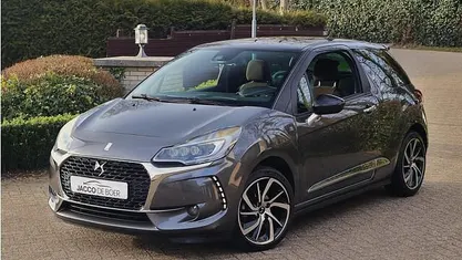 Grijs (metallic) Occasion 2017 DS Automobiles DS3 Hatchback | € 9.950 (Goede deal)