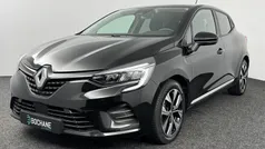 Gebruikt 2023 Renault Clio V Evolution Hatchback | € 17.695 (Eerlijke prijs)