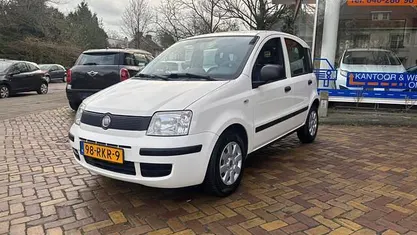 Occasion 2011 Fiat Panda Active Hatchback | € 3.450 (Eerlijke prijs)