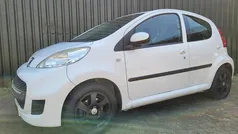 Wit Gebruikt 2010 Peugeot 107 Urban Move Hatchback | € 2.390 (Goede deal)