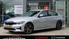 Gebruikt 2019 BMW 320 Basis Sedan | € 27.900 (Goede deal)