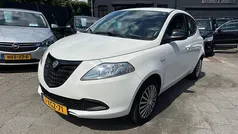 Wit Gebruikt 2014 Lancia Ypsilon Hatchback | € 5.750 (Eerlijke prijs)