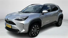 Grijs Gebruikt 2024 Toyota Yaris Cross Edition SUV | € 30.945 (Eerlijke prijs)
