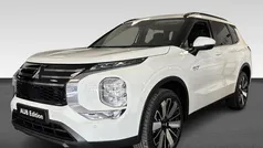 Wit Nieuw 2025 Mitsubishi Outlander Edition SUV | € 52.930 (Goede deal)