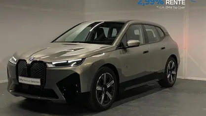 Grijs Gebruikt 2024 BMW iX Sport Line SUV | € 51.880 (Eerlijke prijs)