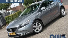 Grijs Gebruikt 2015 Volvo V40 Business Edition Stationwagen | € 9.350 (Eerlijke prijs)
