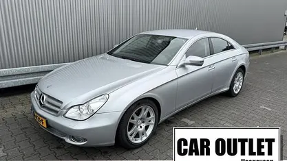 Grijs Gebruikt 2008 Mercedes CLS350 Prestige Sedan | € 7.450 (Eerlijke prijs)