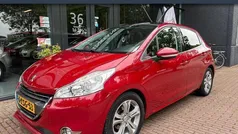 Rood Gebruikt 2013 Peugeot 208 Allure Hatchback | € 9.999 (Eerlijke prijs)