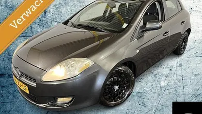 Grijs Occasion 2007 Fiat Bravo Hatchback | € 2.450 (Eerlijke prijs)