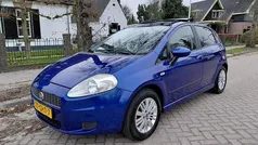 Blauw (metallic) Gebruikt 2008 Fiat Grande Punto Dynamic Hatchback | € 2.749 (Eerlijke prijs)