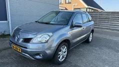 Grijs Gebruikt 2009 Renault Koleos Dynamique SUV | € 3.500 (Eerlijke prijs)